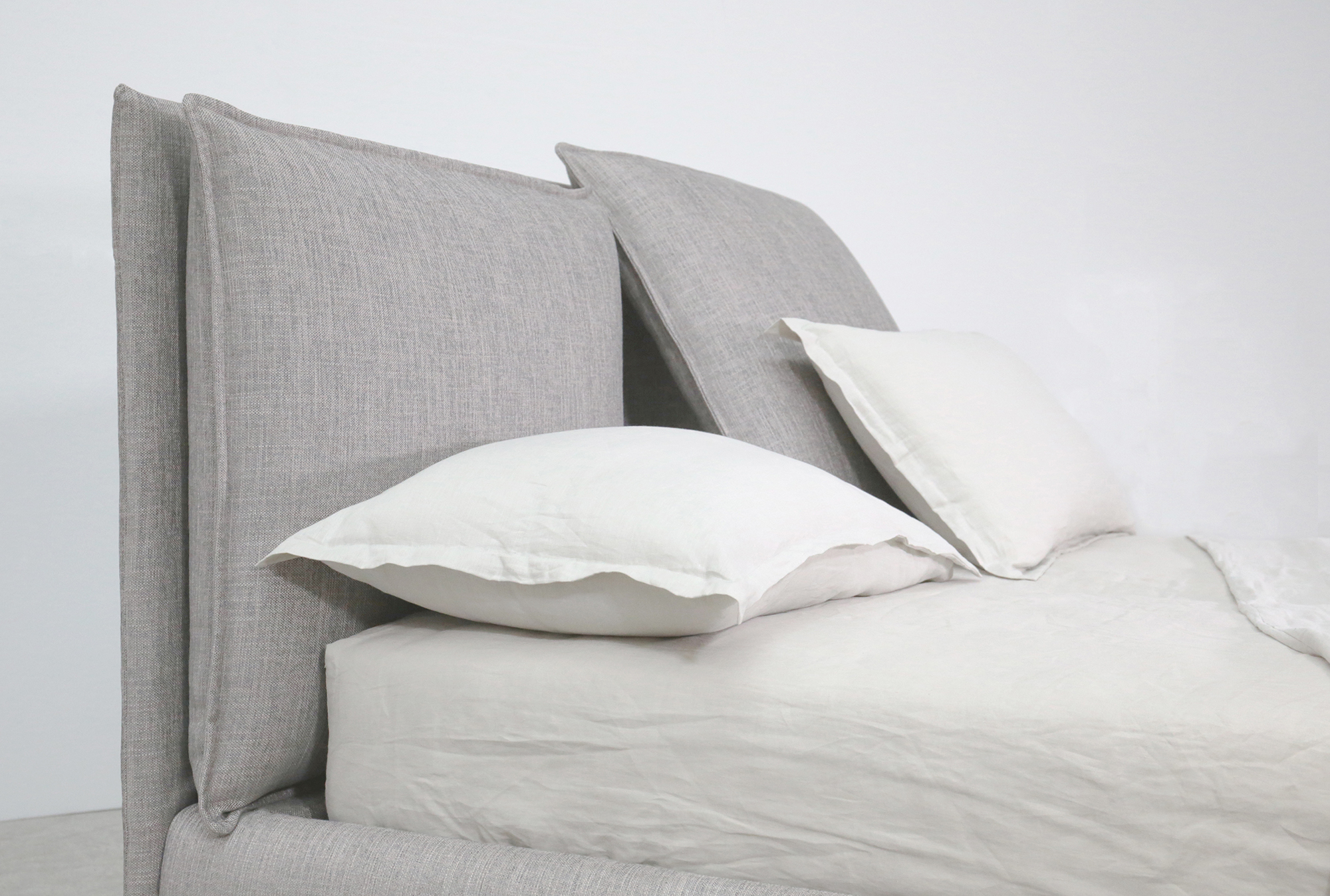 cadoro-arredamenti-letto-imbottito-bed-design-d-lmp3