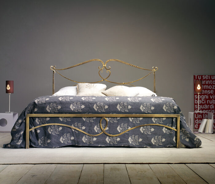 Wrought Iron Bed Art. 3437