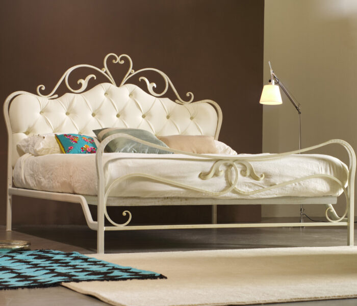Wrought Iron Bed Art. 3446